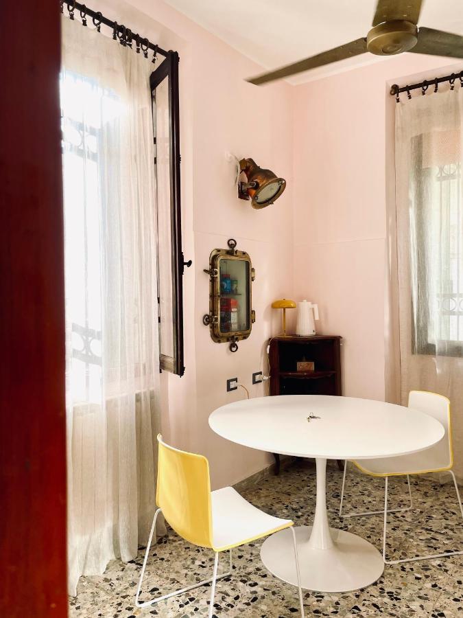 Venetian Pink Apartment In Dorsoduro Экстерьер фото